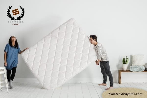 Mattress Buying Guide for Couples